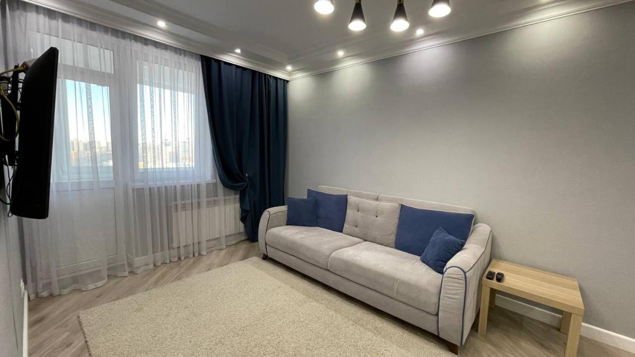 Ernaz Plus Apartments: Sauran-Towers Astaná Exterior foto